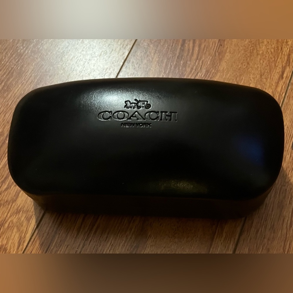 Coach. Clamshell cover. Sunglasses/eye glasses. Leather. Excellent condition.
